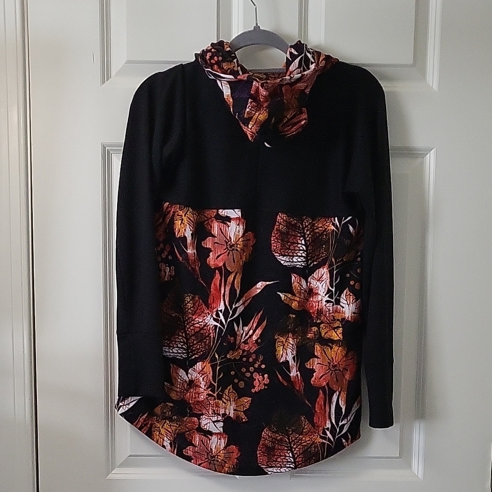 LuLaRoe Black & Orange Floral Hoodie Small Women’s Casual Pullover - Picture 3 of 6